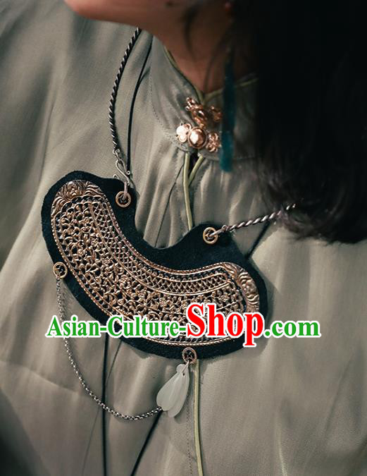 Chinese National Silver Necklace Handmade Ethnic Necklet Accessories Classical Longevity Lock