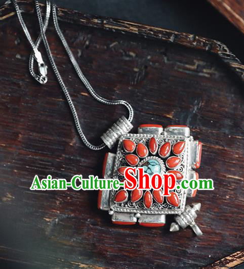 Chinese National Silver Carving Necklace Handmade Ethnic Necklet Accessories Classical Agate Jewelry