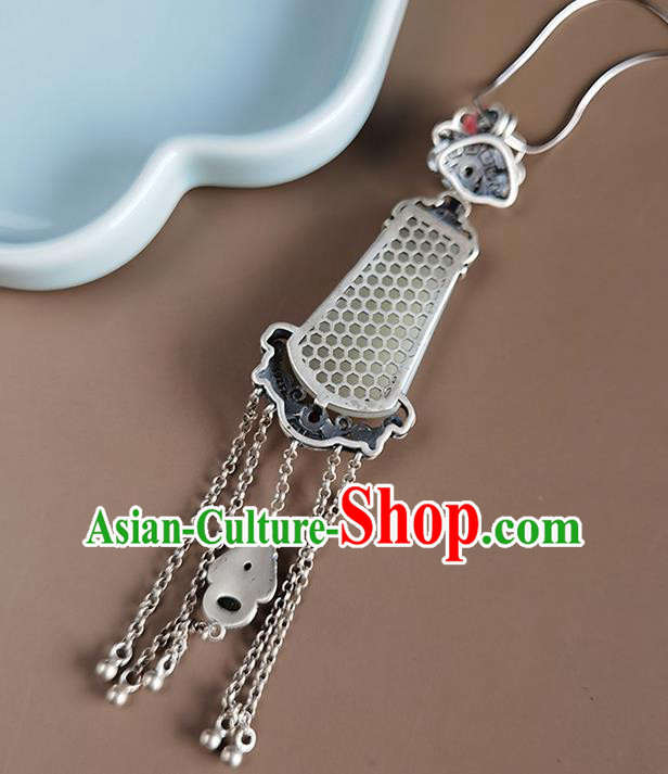 Chinese Classical Jade Brooch Handmade National Silver Tassel Breastpin Pendant Cheongsam Jewelry Accessories