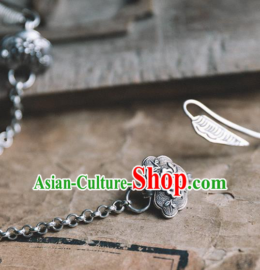 Chinese Ethnic Silver Plum Blossom Necklet Classical Cheongsam Jewelry Accessories Handmade National Necklace