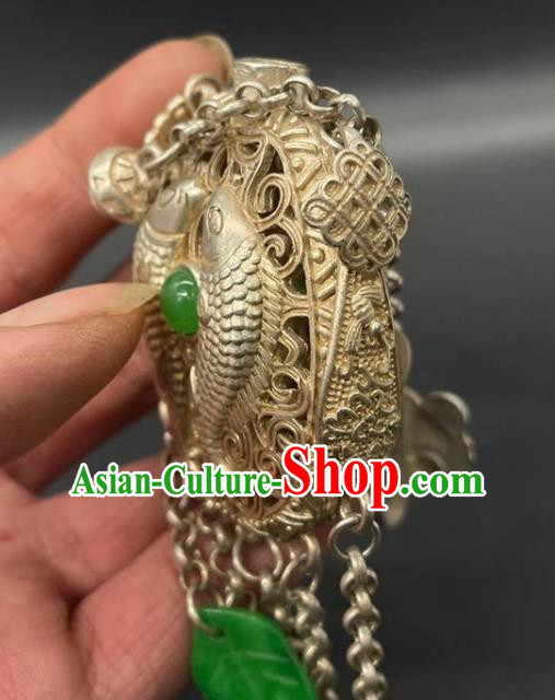 Chinese Handmade National Chrysoprase Sachet Pendant Cheongsam Jewelry Classical Golden Waist Accessories