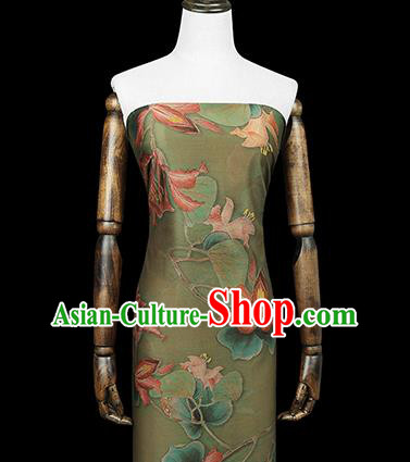 Chinese Traditional Green Silk Drapery Cheongsam Gambiered Guangdong Gauze Fabric Classical Flowers Pattern Brocade
