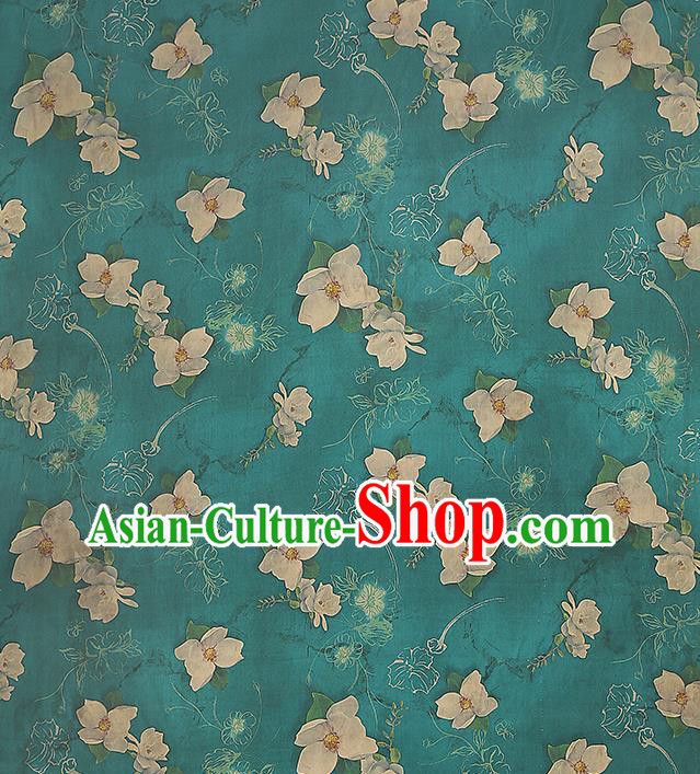 Chinese Cheongsam Green Gambiered Guangdong Gauze Traditional Brocade Drapery Classical Flowers Pattern Silk Fabric