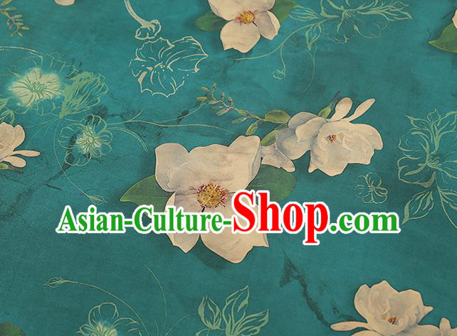 Chinese Cheongsam Green Gambiered Guangdong Gauze Traditional Brocade Drapery Classical Flowers Pattern Silk Fabric