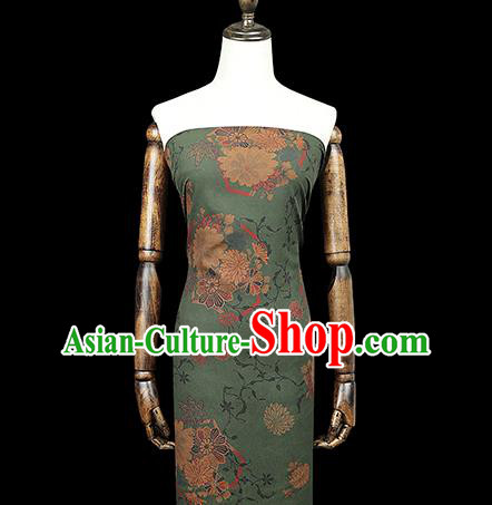 Chinese Traditional Qipao Dress Gambiered Guangdong Gauze Fabric Classical Chrysanthemum Pattern Green Silk Drapery