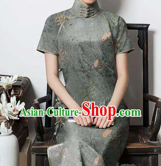 Chinese Traditional Cheongsam Green Gambiered Guangdong Gauze Material Classical Bamboo Leaf Pattern Silk Fabric