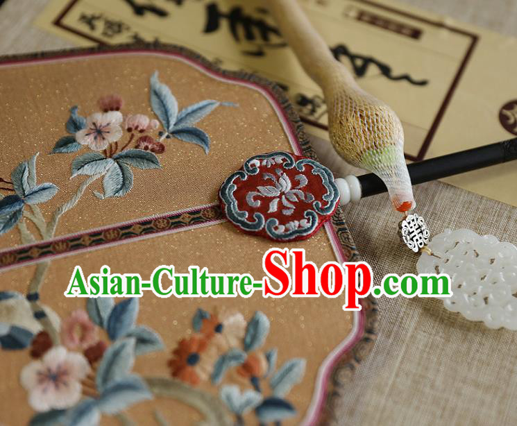 China Traditional Wedding Embroidered Palace Fan Handmade Fans Hanfu Silk Fan