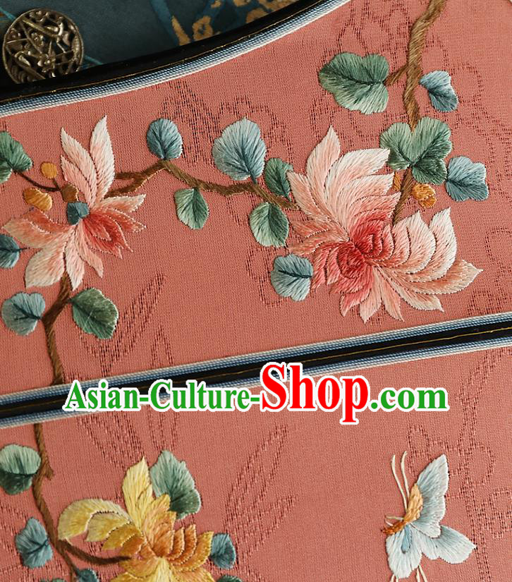 China Traditional Hanfu Pink Silk Fan Wedding Embroidered Chrysanthemum Palace Fan Handmade Fans