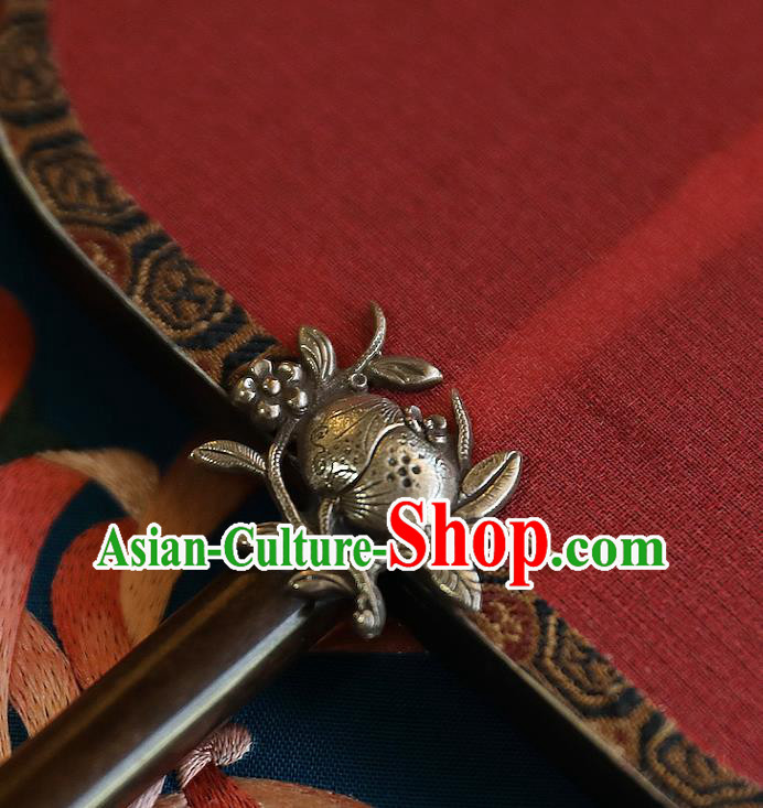 China Handmade Fans Traditional Hanfu Red Silk Fan Wedding Embroidered Peach Palace Fan