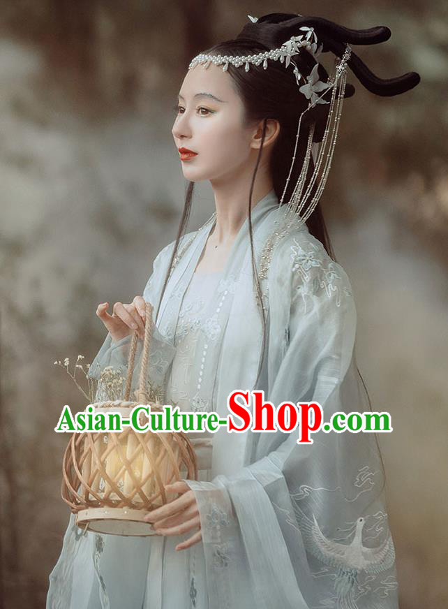 Ancient China Legend Goddess Embroidered Costumes Traditional Jin Dynasty Palace Princess Hanfu Dress Clothing