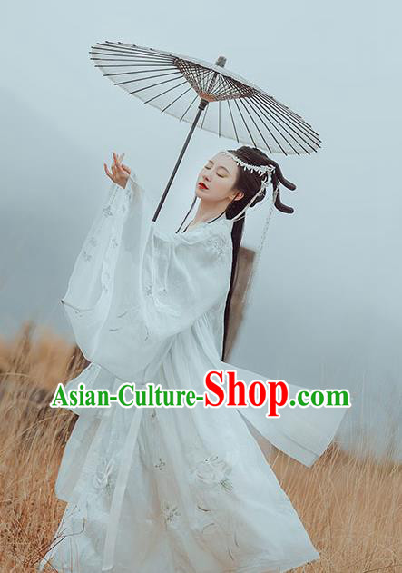 Ancient China Legend Goddess Embroidered Costumes Traditional Jin Dynasty Palace Princess Hanfu Dress Clothing