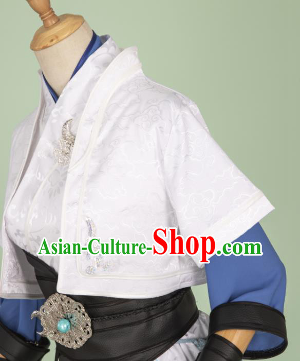 China Traditional Hanfu White Apparels Ancient Female Knight Clothing Cosplay Swordswoman Garment Costumes