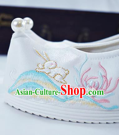 China National White Embroidered Shoes Traditional Ming Dynasty Hanfu Shoes Ancient Princess Shoes