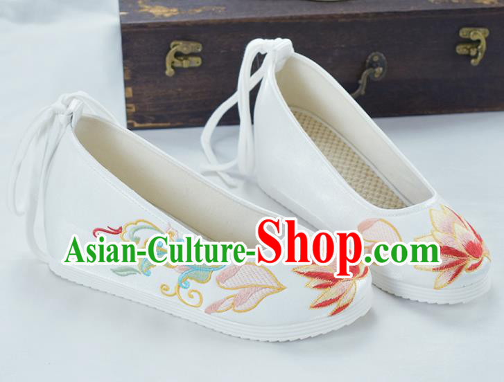 China National Embroidered Lotus Shoes White Cloth Shoes Traditional Hanfu Increased Shoes