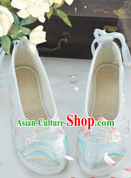 China National Spring Festival Shoes Traditional Embroidered Rabbit Shoes Women White Cloth Shoes
