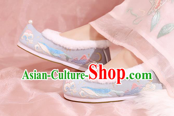 China National Light Blue Cloth Shoes Winter Embroidered Shoes Ming Dynasty Princess Shoes