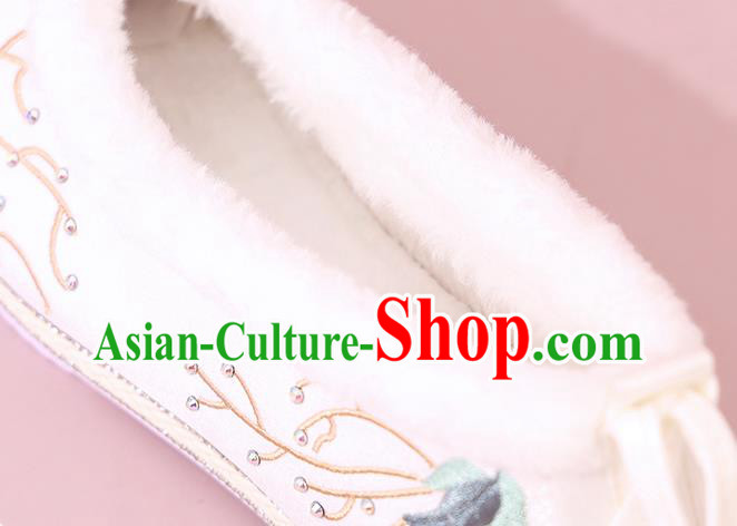 China Traditional Hanfu Shoes Embroidered Shoes White Cloth Shoes National Winter Shoes