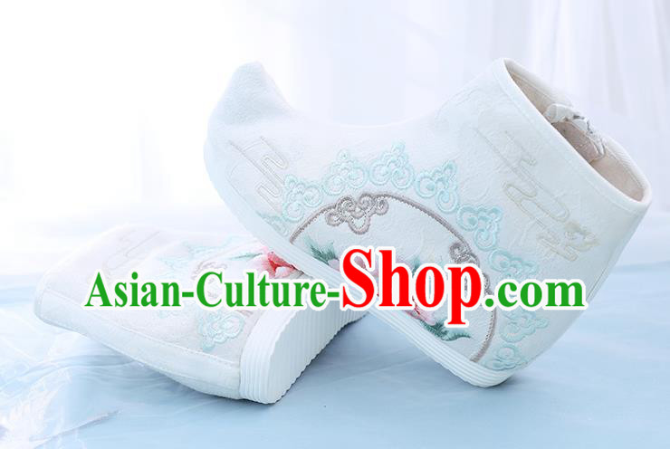 China Embroidered Short Boots National Cloth Shoes Traditional Hanfu Boots