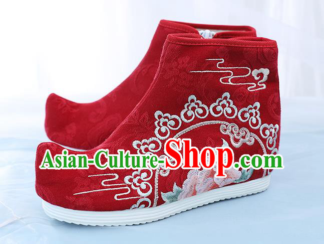China National Red Cloth Shoes Traditional Hanfu Boots Embroidered Short Boots