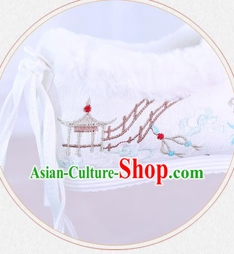 China National Winter Shoes Traditional White Cloth Shoes Embroidered Crane Shoes