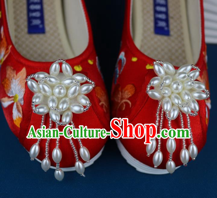 China Embroidered Shoes Traditional Wedding Red Cloth Shoes Pearls Tassel Shoes