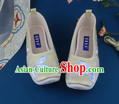 China Handmade Yellow Cloth Shoes National Embroidered Butterfly Shoes Traditional Ming Dynasty Princess Shoes