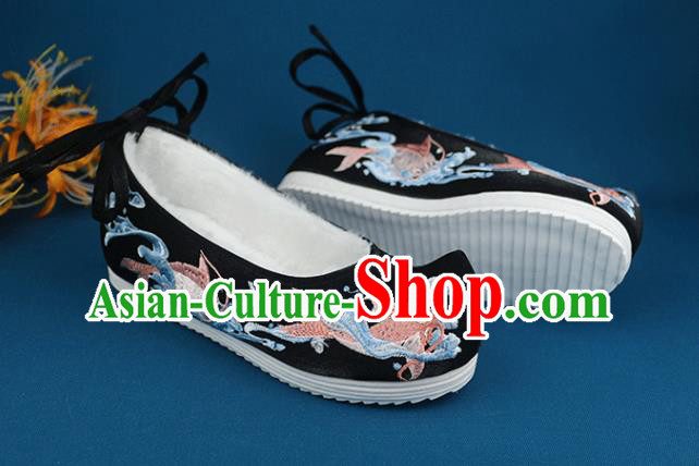 China Handmade Traditional Shoes National Winter Shoes Embroidered Fishes Black Cloth Shoes