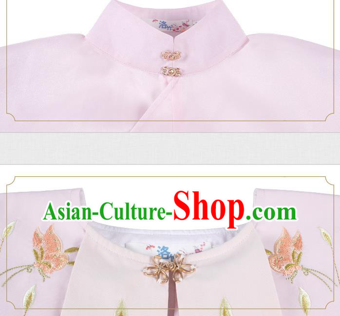 China Ancient Ming Dynasty Patrician Female Costumes Traditional Hanfu Apparels Court Embroidered Clothing