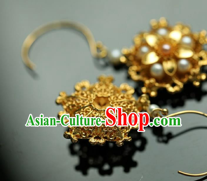 Chinese Ancient Empress Golden Flower Ear Jewelry Traditional Ming Dynasty Pearls Earrings Accessories