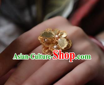 China National Golden Butterfly Ring Jewelry Traditional Handmade Qing Dynasty Pearls Circlet Accessories