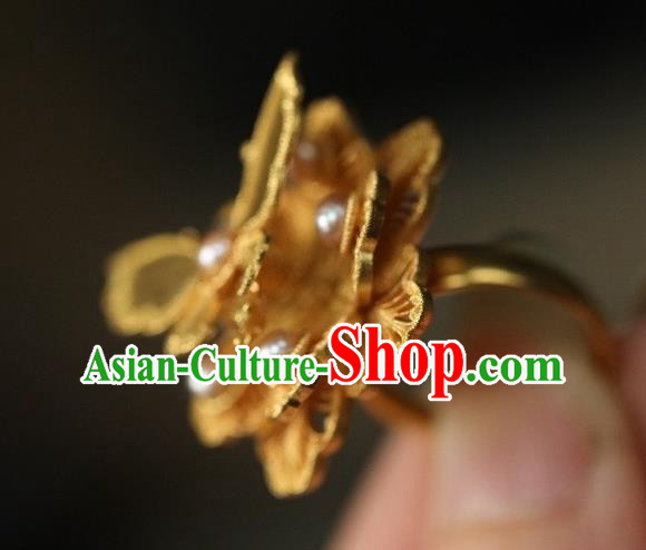 China National Golden Butterfly Ring Jewelry Traditional Handmade Qing Dynasty Pearls Circlet Accessories