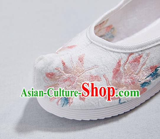China National White Cloth Shoes Handmade Hanfu Shoes Traditional Shoes Embroidered Shoes