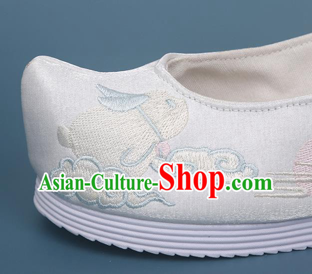 China Hanfu Bow Shoes Traditional Shoes Handmade National White Satin Shoes Embroidered Moon Rabbit Shoes