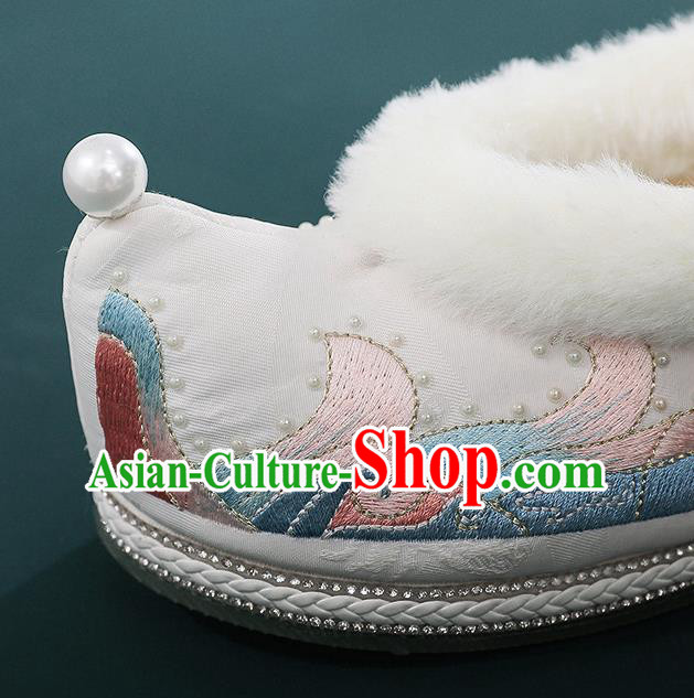 China Embroidered Shoes Hanfu Bow Shoes Traditional Winter Shoes Handmade National White Cloth Shoes