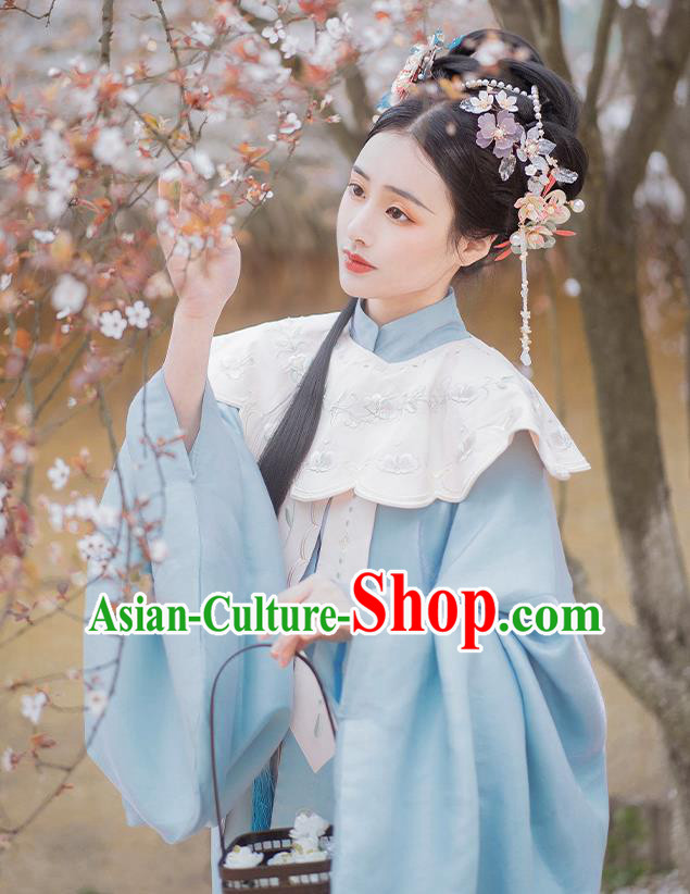 China Ancient Ming Dynasty Court Beauty Hanfu Dress Clothing Complete Set
