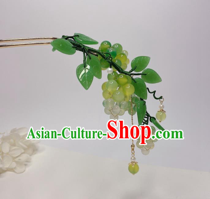 Chinese Handmade Hanfu Green Beads Tassel Hairpin Traditional Ming Dynasty Princess Grape Hair Stick