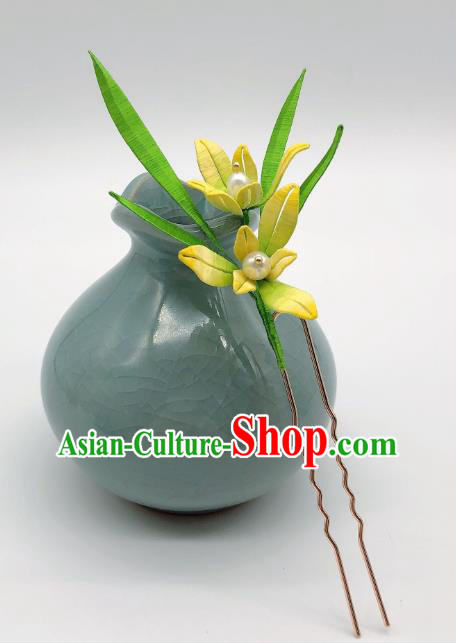 Chinese Traditional Song Dynasty Princess Hair Stick Handmade Silk Orchids Hairpin