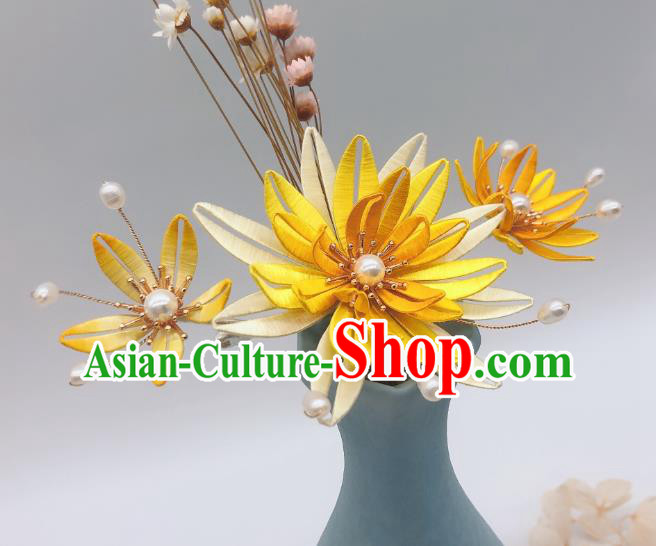 Chinese Handmade Yellow Silk Epiphyllum Hairpin Traditional Ming Dynasty Palace Lady Hair Stick