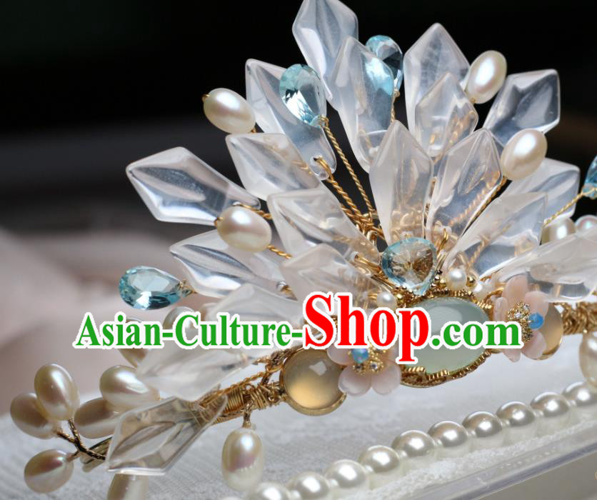 Chinese Handmade White Crystal Hairpin Traditional Ming Dynasty Palace Lady Chalcedony Hair Crown