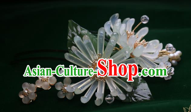 Chinese Handmade Crystal Pearls Hairpin Traditional Ancient Princess Green Chrysanthemum Hair Stick