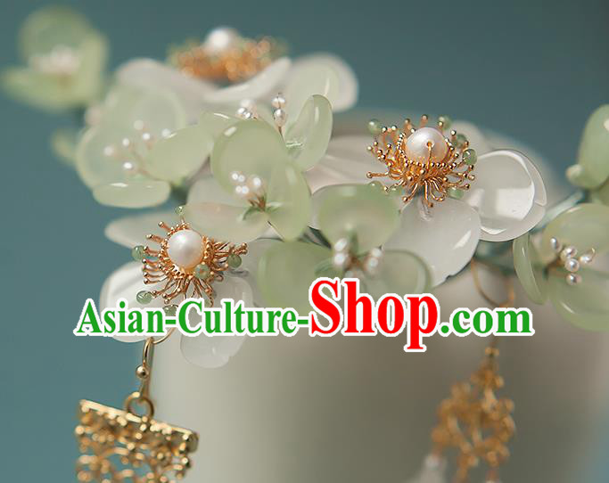 Chinese Handmade Green Flowers Hair Stick Traditional Tang Dynasty Princess Tassel Hairpin