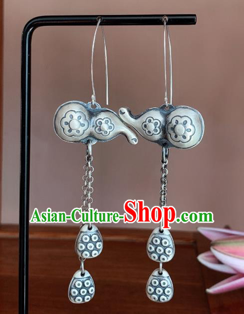 China Traditional Cheongsam Ear Accessories National Silver Carving Gourd Earrings