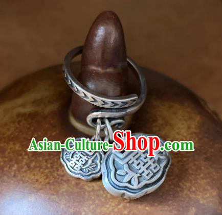 Chinese Handmade Ethnic Silver Carving Lock Ring National Wedding Circlet Jewelry