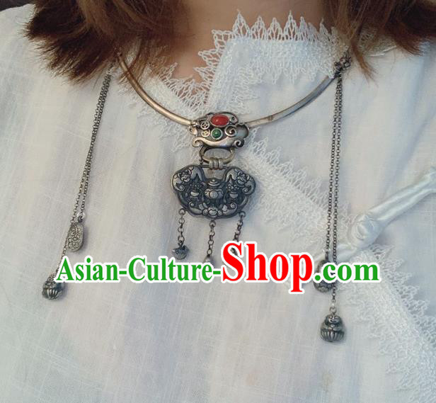 Handmade Chinese Wedding Agate Necklace Accessories National Silver Carving Necklet Pendant
