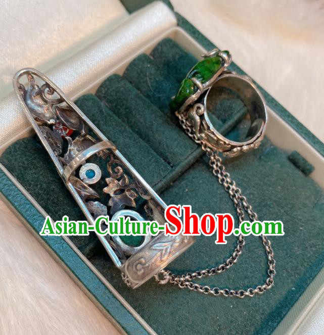 Chinese Handmade National Silver Circlet Finger Jewelry Jadeite Ring with Nail Wrap