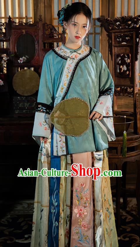China Ancient Qing Dynasty Rich Beauty Historical Clothing Traditional Embroidered Costumes