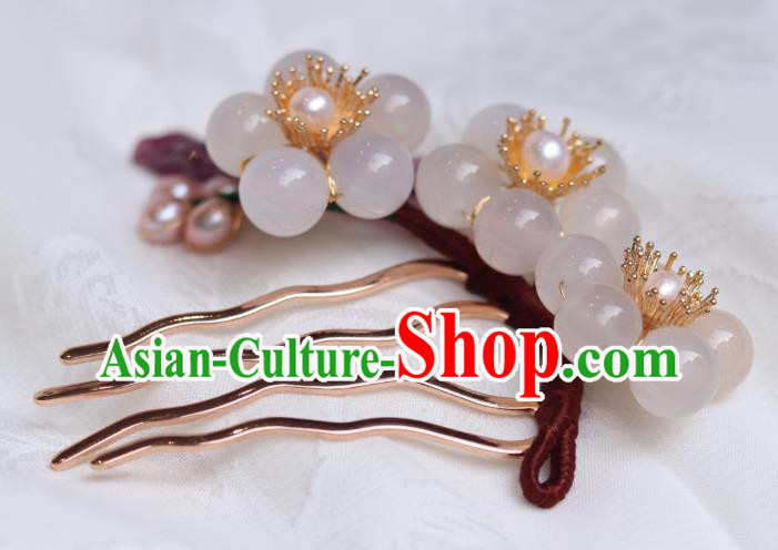 China Classical Hanfu Pearls Hairpin Traditional Ming Dynasty Princess Plum Hair Comb