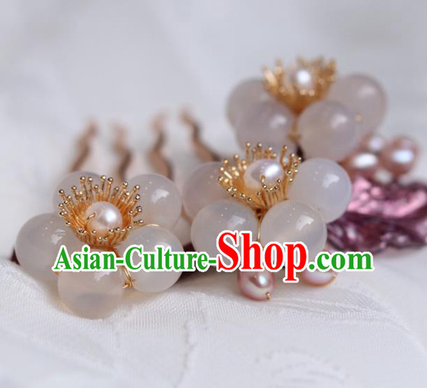 China Classical Hanfu Pearls Hairpin Traditional Ming Dynasty Princess Plum Hair Comb