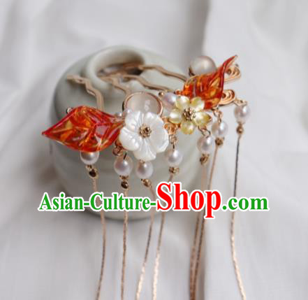 China Ancient Princess Shell Pearls Hairpin Traditional Ming Dynasty Golden Tassel Hair Comb