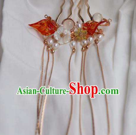China Ancient Princess Shell Pearls Hairpin Traditional Ming Dynasty Golden Tassel Hair Comb